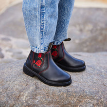 Blundstone 2252 - Kids Black with Red Rose Elastic Blundstone Canada